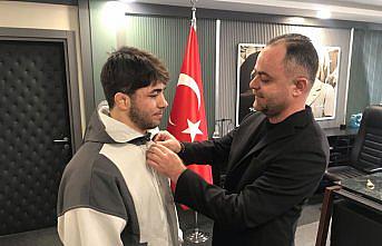 Şampiyon güreşçi memleketi Yusufeli'nde coşkuyla karşılandı