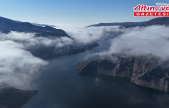 Sis bulutlarıyla kaplanan Obruk Barajı Gölü havadan görüntülendi