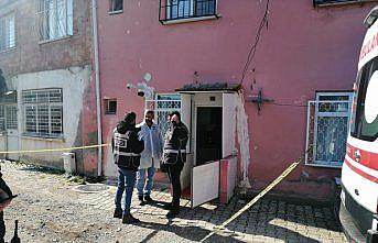 Tokat'ta bir kişi, tartıştığı oğlunu keserle öldürdü