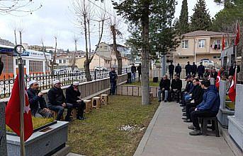 Tosya'da şehit Ufuk Deniz kabri başında anıldı