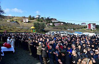 Trabzon'da Kıbrıs gazisi Akşan son yolculuğuna uğurlandı