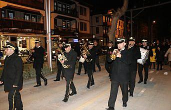 Amasya'da ramazan fener alayıyla karşılandı