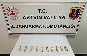 Artvin’de bağırsaklarında uyuşturucu bulunan İran uyruklu şüpheli gözaltına alındı