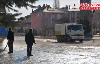 Başçiftlik'te caddelerde bahar temizliği yapıldı