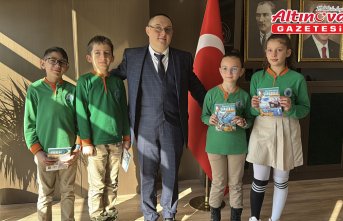 Bolu'da down sendromlu destek personeli, çalıştığı kurumda bir günlüğüne müdür oldu