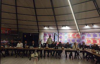 Çaykara Kaymakamı Sapmaz, muhtarlarla iftarda bir araya geldi