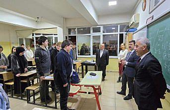 Çaykara Kaymakamı Sapmaz, öğrencilerle iftarda bir araya geldi