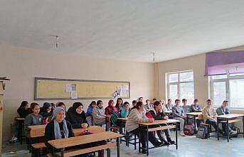 Cide'de öğrencilere “Vatanseverlik“ konferansları düzenlendi