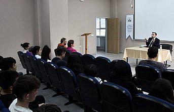 Dikmen’de Kaymakam Doğancı, lise öğrencileriyle buluştu