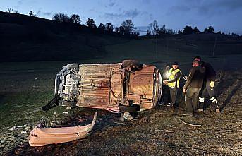 Kastamonu'da devrilen otomobildeki 5 kişi yaralandı