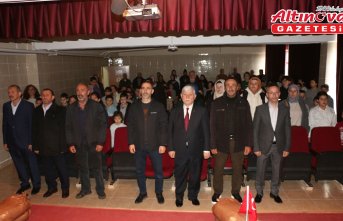 Of'ta öğrenciler Çanakkale Zaferi'nin 110. yılını kutladı