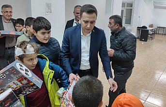 Oğuzlar'da protokol üyeleri öğrencilerle iftar yaptı