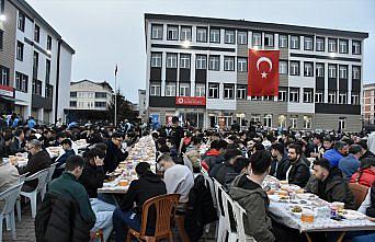 Ordu'da yaklaşık 1500 üniversite öğrencisi iftarda buluştu