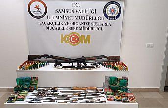 Samsun'da ikametinde çok sayıda silah bulunduran zanlı yakalandı