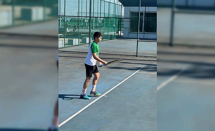 Tokatlı öğrenciler bölge yıldızlar tenis turnuvasında birinci oldu
