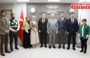 Yeşilay Sinop Şubesinden Rektör Taşdemir'e ziyaret