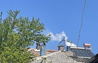 Bolu'da bacada çıkan yangın büyümeden söndürüldü