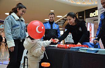 Çorum'da polis teşkilatının envanterindeki malzemeler tanıtıldı
