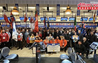 Gençler Avrupa Bowling Şampiyonası'nın açılış seremonisi yapıldı