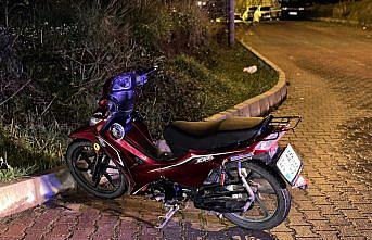 Gerze'de motosikletin devrildiği kazada 1 kişi yaralandı