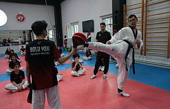 Hiperaktif tanısıyla yönlendirildiği tekvandoda madalya kovalıyor