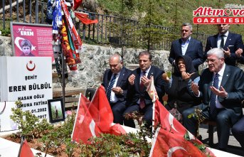 İYİ Parti Genel Başkanı Dervişoğlu, Eren Bülbül, Volkan Konak ve Özkan Sümer'in mezarlarını ziyaret etti