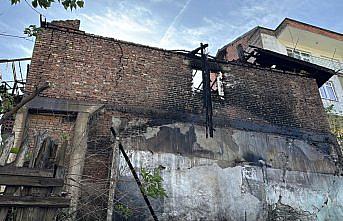 Karabük'te 2 katlı evde çıkan yangın söndürüldü