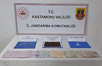 Kastamonu'da uyuşturucuyla yakalanan 2 şüpheliden 1'i tutuklandı