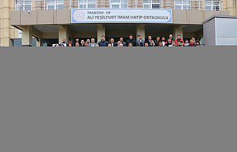 Of'ta başarılı sporcular için ödül töreni düzenlendi