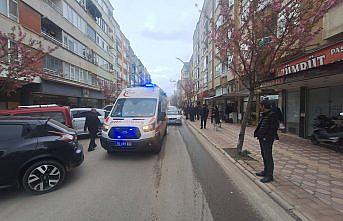 Bafra'da klima tamiri yapan kişi yüksekten düşerek ağır yaralandı