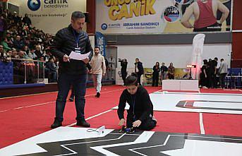 Samsun'da öğrencilerin geliştirdiği robotlar yarıştı