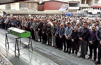 Sinop'ta vefat eden Kıbrıs gazisi toprağa verildi