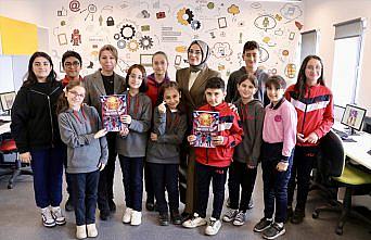 Yapay zeka araçlarını dijital kitap oluşturarak öğrendiler