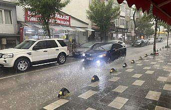 Bolu'da sağanak hayatı olumsuz etkiledi