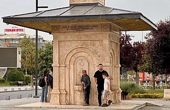 Düzce'de vatandaşlar aniden bastıran yağışa hazırlıksız yakalandı