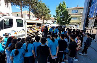 Göynücek'te ilkokul öğrencilerine ''Afet Farkındalık Eğitimi'' verildi
