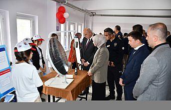 Gümüşhacıköy ve Göynücek'te TÜBİTAK 4006 Bilim Fuarı düzenlendi