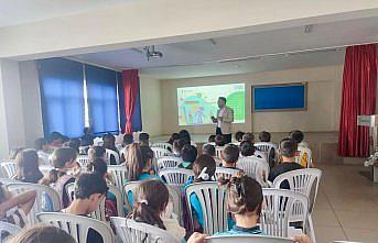 Hamamözü'nde ilkokul öğrencilerine “Teknoloji Bağımlılığı“ konulu eğitim verildi