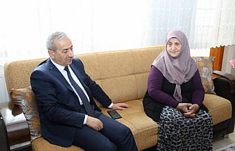 İl Milli Eğitim Müdürü Akbaş'tan şehit annesine ziyaret
