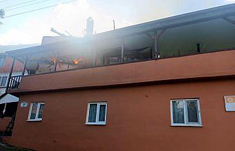 Karabük'te çıkan yangında cami kullanılamaz hale geldi