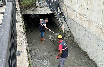 Karabük'te dere yataklarında temizlik çalışması yapıldı