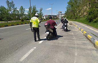 Kastamonu'da alkollü motosiklet sürücüsünün ehliyetine el konuldu