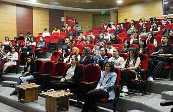 Kastamonu'da “Müzeler ve Kütüphanelerin Toplumla Buluşması“ paneli düzenlendi