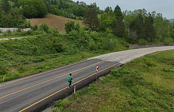 Muğla'dan yola çıkan genç Türkiye'yi yürüyerek geziyor