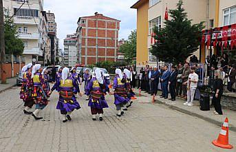 Of Halk Eğitimi Merkezi'nde yıl sonu sergisi açıldı