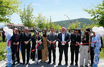 Osmancık'ta yıl sonu görsel sanatlar sergisi açıldı