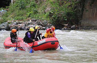 Rize'de düzenlenen Türkiye Rafting Şampiyonası yarışları sona erdi