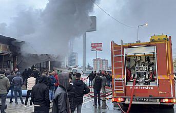 Rize'de iş yerinde çıkan yangın söndürüldü