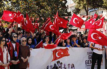 Samsun'da 19 Mayıs etkinlikleri Onur Anıtı'na çelenk sunumuyla başladı