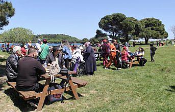 Sinop'ta “cep telefonsuz aile pikniği“ düzenlendi